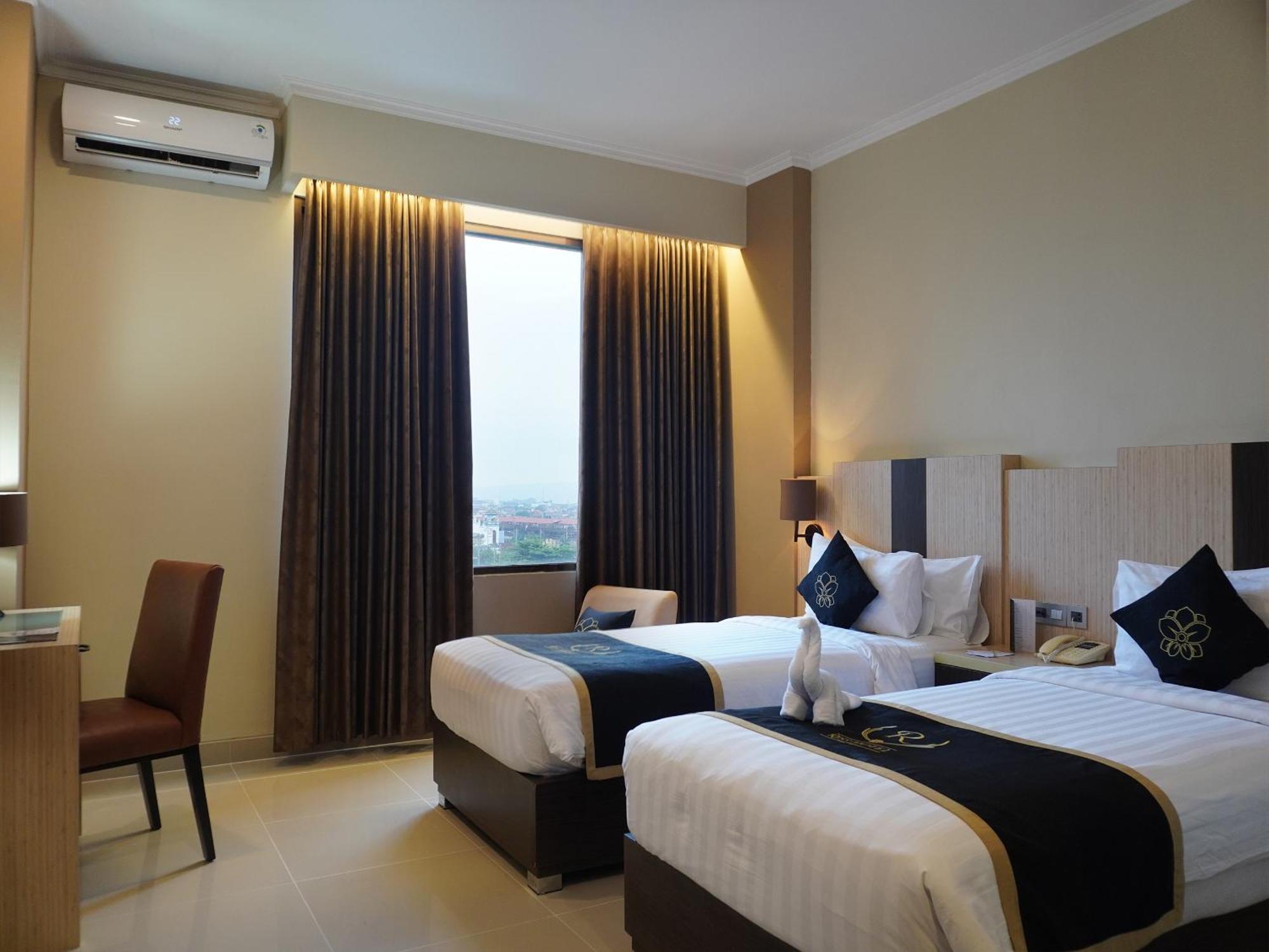 Riss Malioboro Hotel 4*